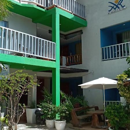 Mr Holidays Hotel Balabag  Bagian luar foto