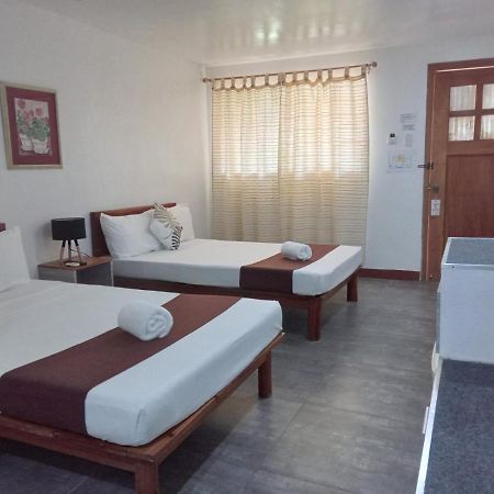 Mr Holidays Hotel Balabag  Bagian luar foto