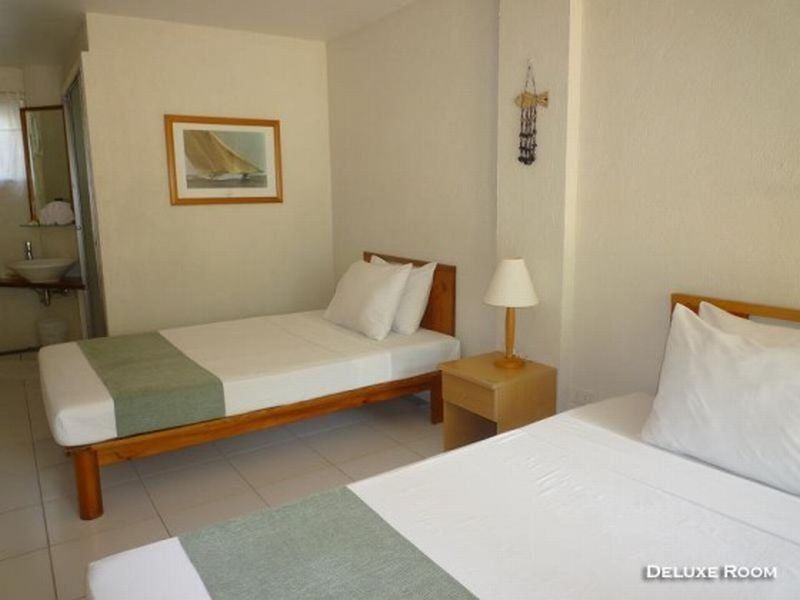 Mr Holidays Hotel Balabag  Bagian luar foto