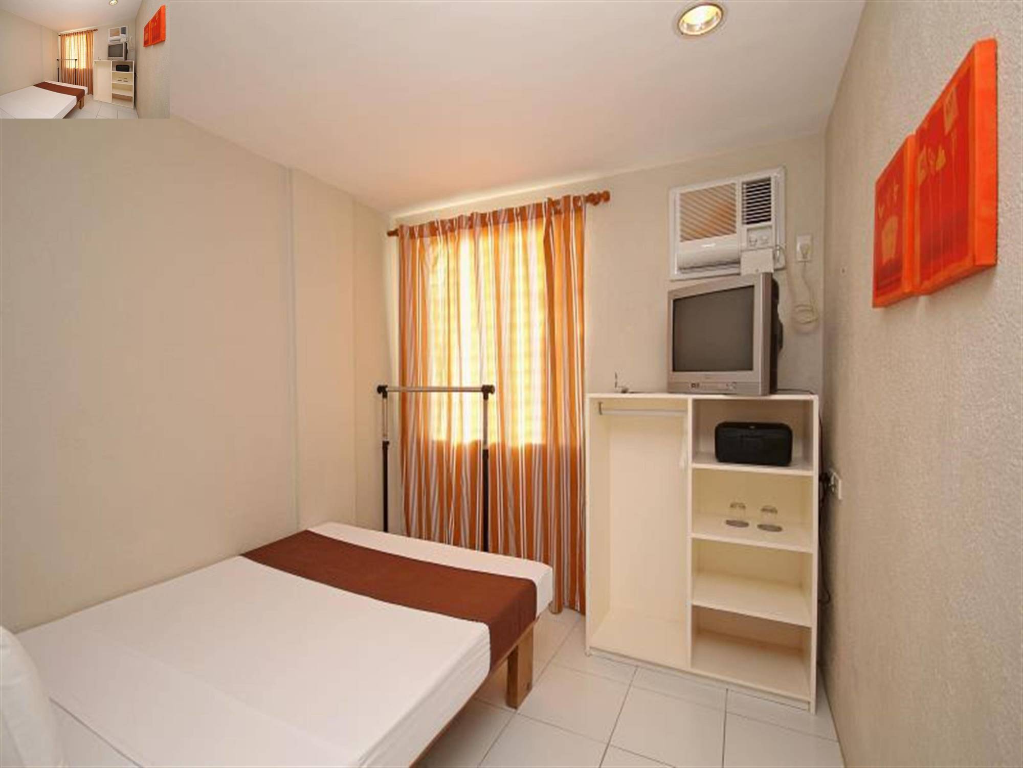 Mr Holidays Hotel Balabag  Bagian luar foto