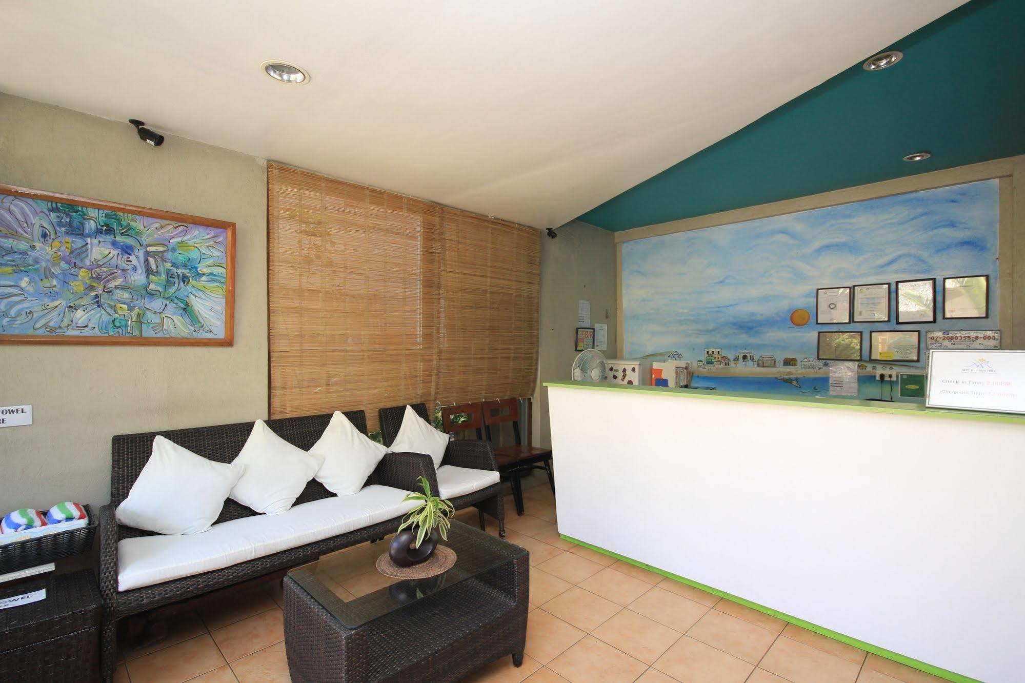 Mr Holidays Hotel Balabag  Bagian luar foto