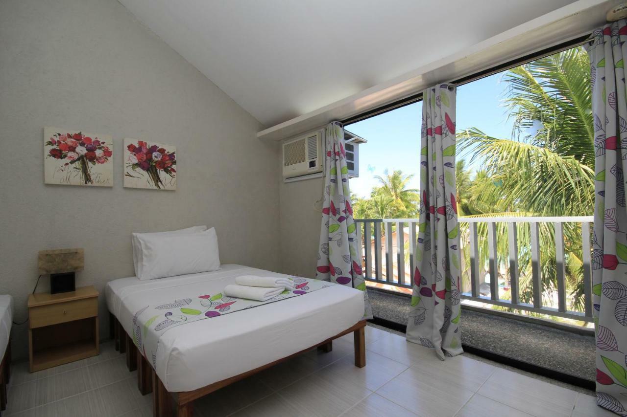 Mr Holidays Hotel Balabag  Bagian luar foto