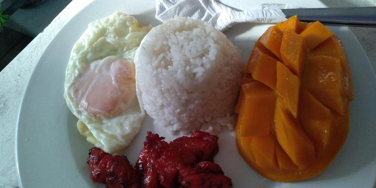 Mr Holidays Hotel Balabag  Bagian luar foto